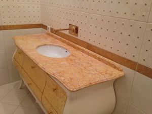 Столешница для ванной из мрамора Крема Валенсия (Crema Valencia)